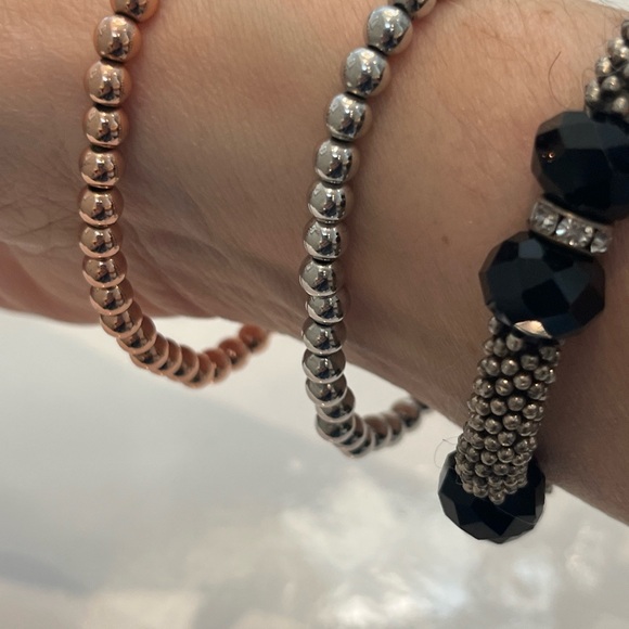 BRACELETS Lot Of 5 Multi Coloured Glass Beads, Silver Black Coppery Stretchy. - Picture 10 of 13